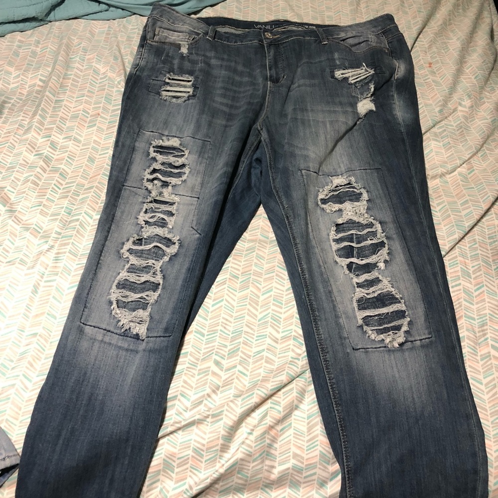 Lot of 2 jeans size 22